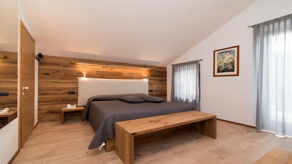 Hotel Ferrovia Calalzo di Cadore ภายนอก รูปภาพ